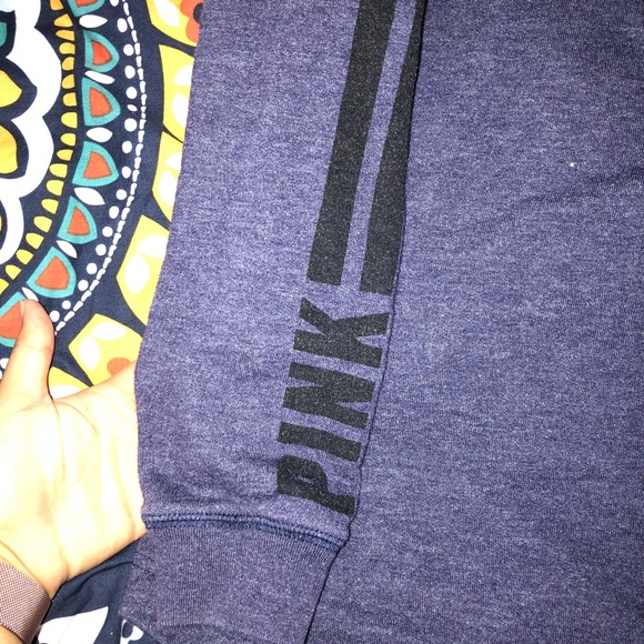 Pink pulloverSOLD - Picture 2 of 3